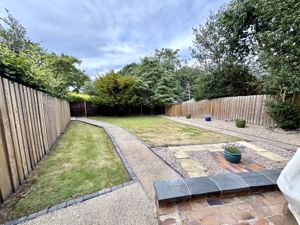 Photo 24- click for photo gallery